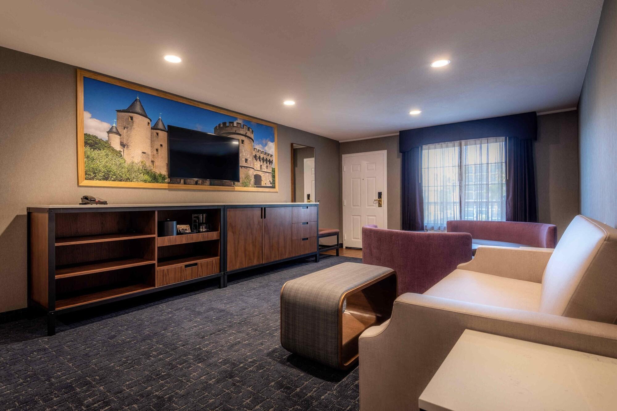 Anaheim Camelot Inn & Suites Buitenkant foto