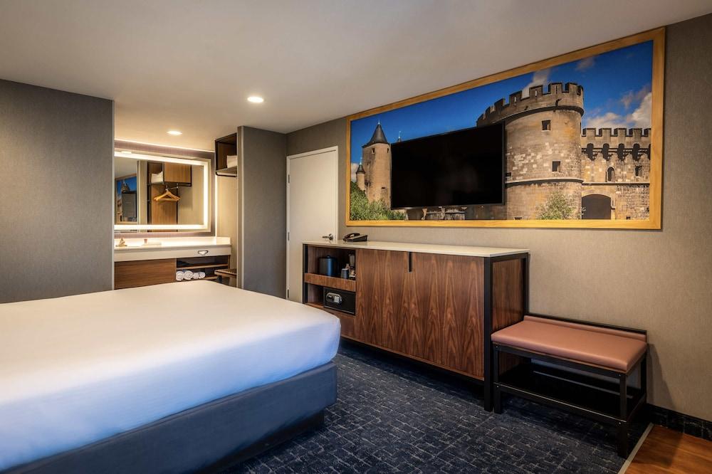 Anaheim Camelot Inn & Suites Buitenkant foto