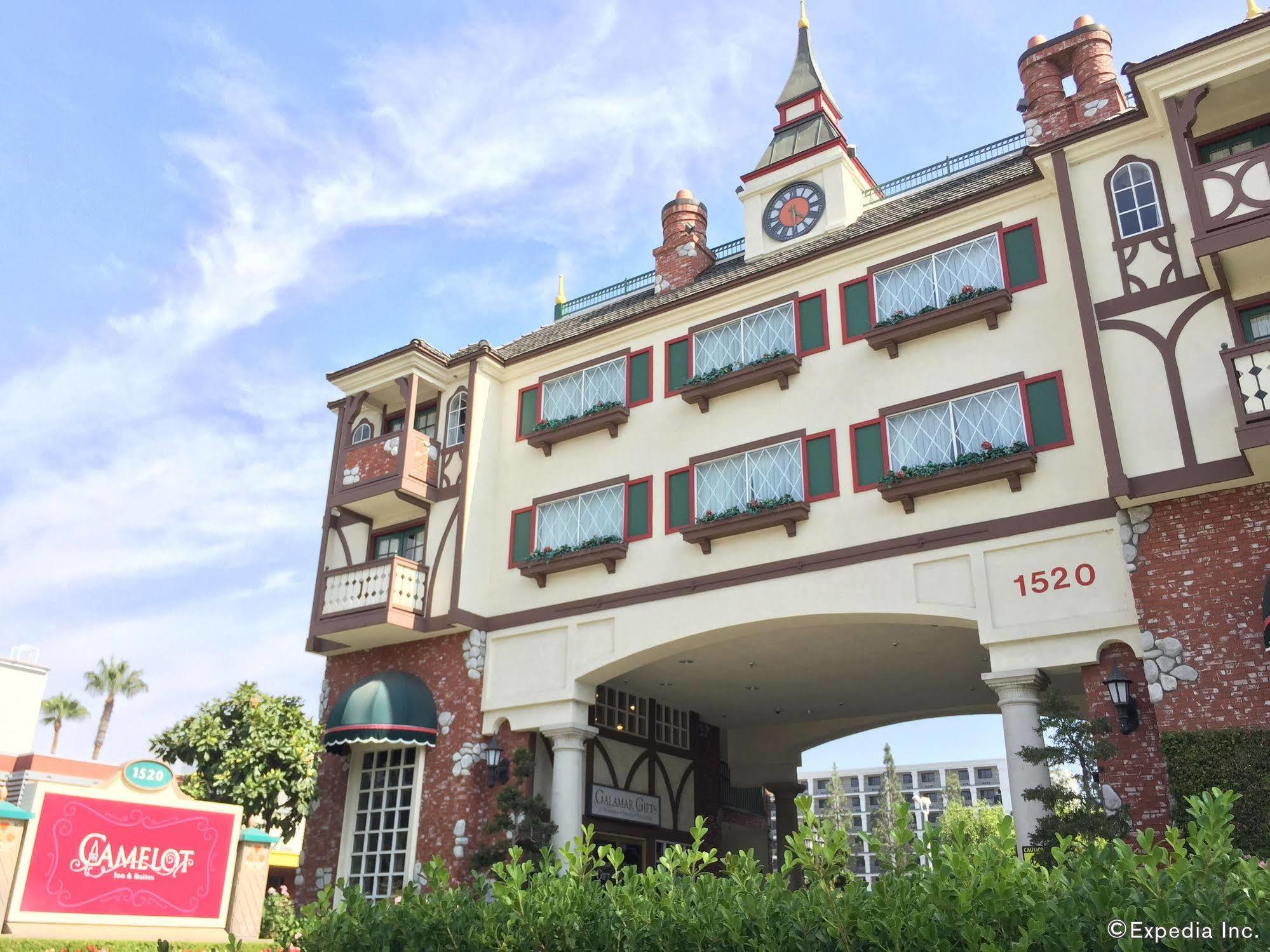 Anaheim Camelot Inn & Suites Buitenkant foto