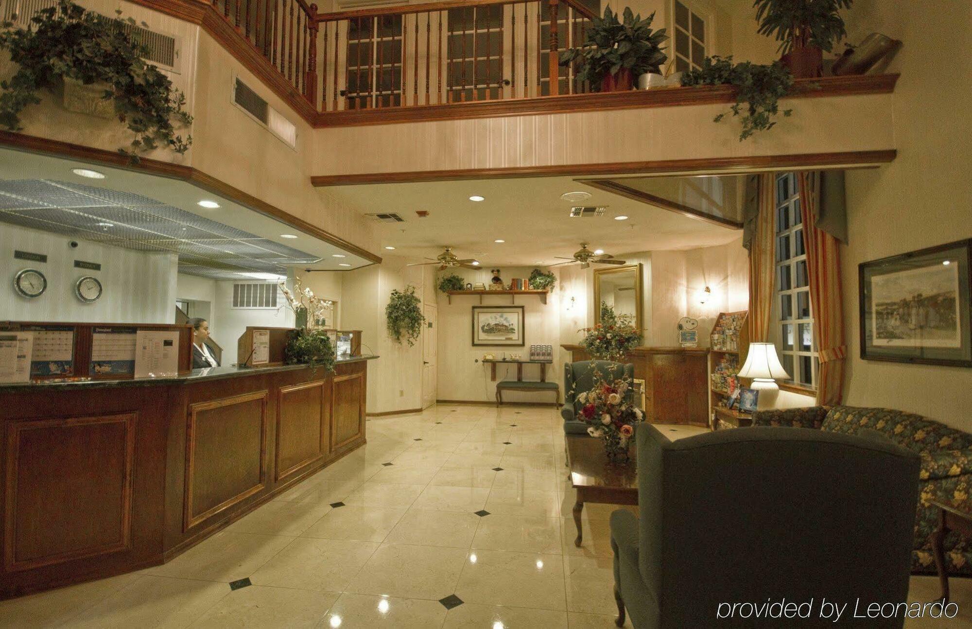 Anaheim Camelot Inn & Suites Interieur foto